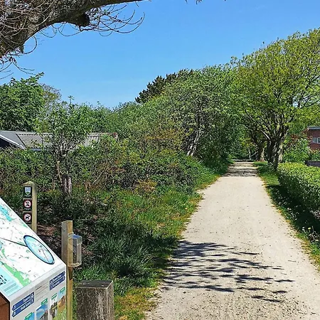 Lxxiv Vakantiehuis *